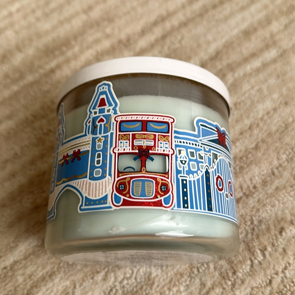 Bath And Body Works 3-wick Candle London Tea & Biscuits 14.5 Oz HTF Scent - Picture 12 of 16